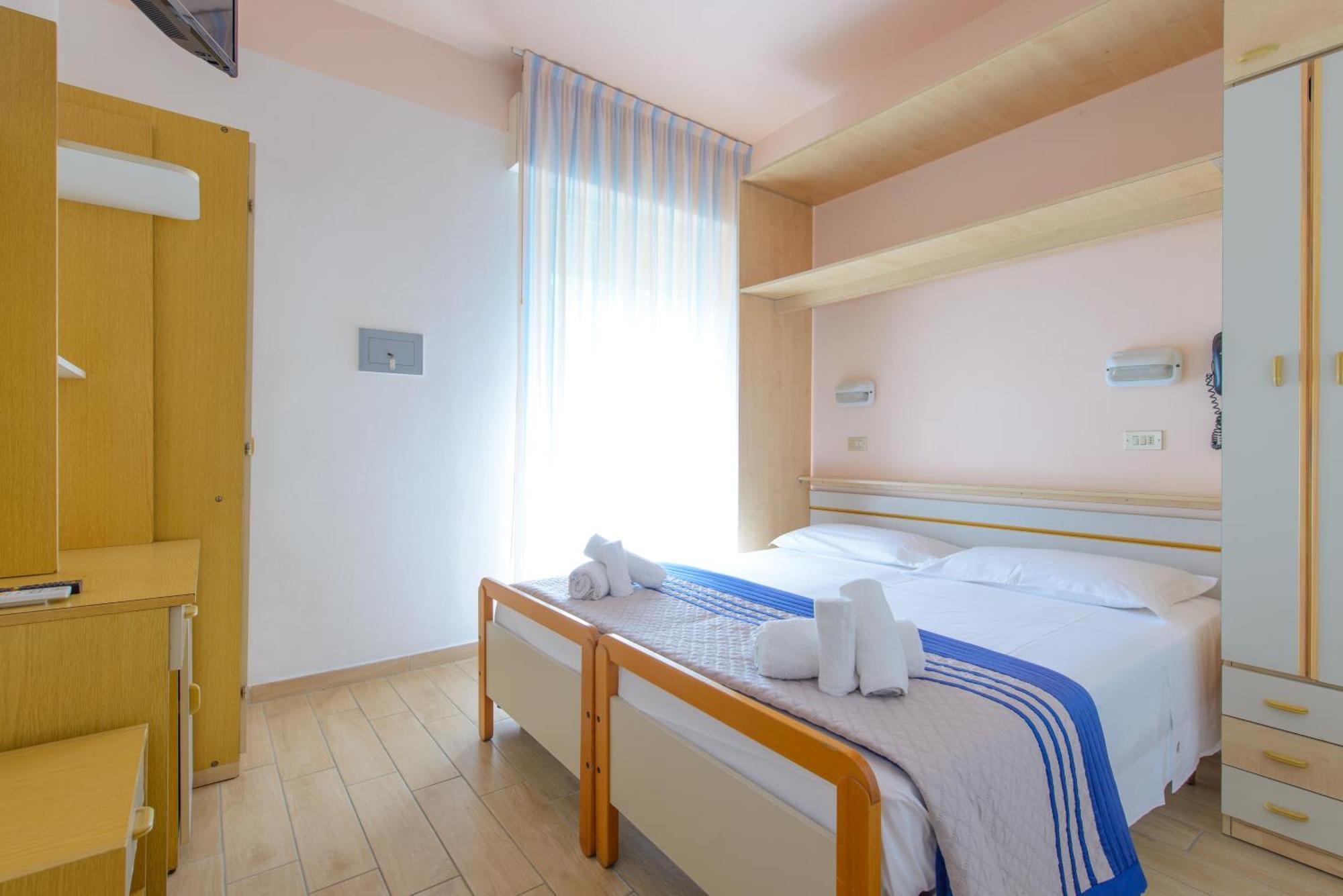 Hotel Colorado 리미니 외부 사진