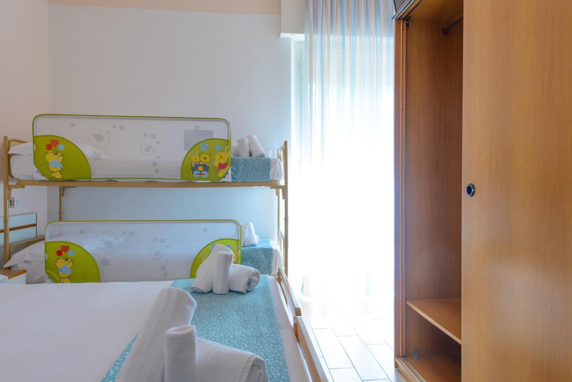 Hotel Colorado 리미니 외부 사진