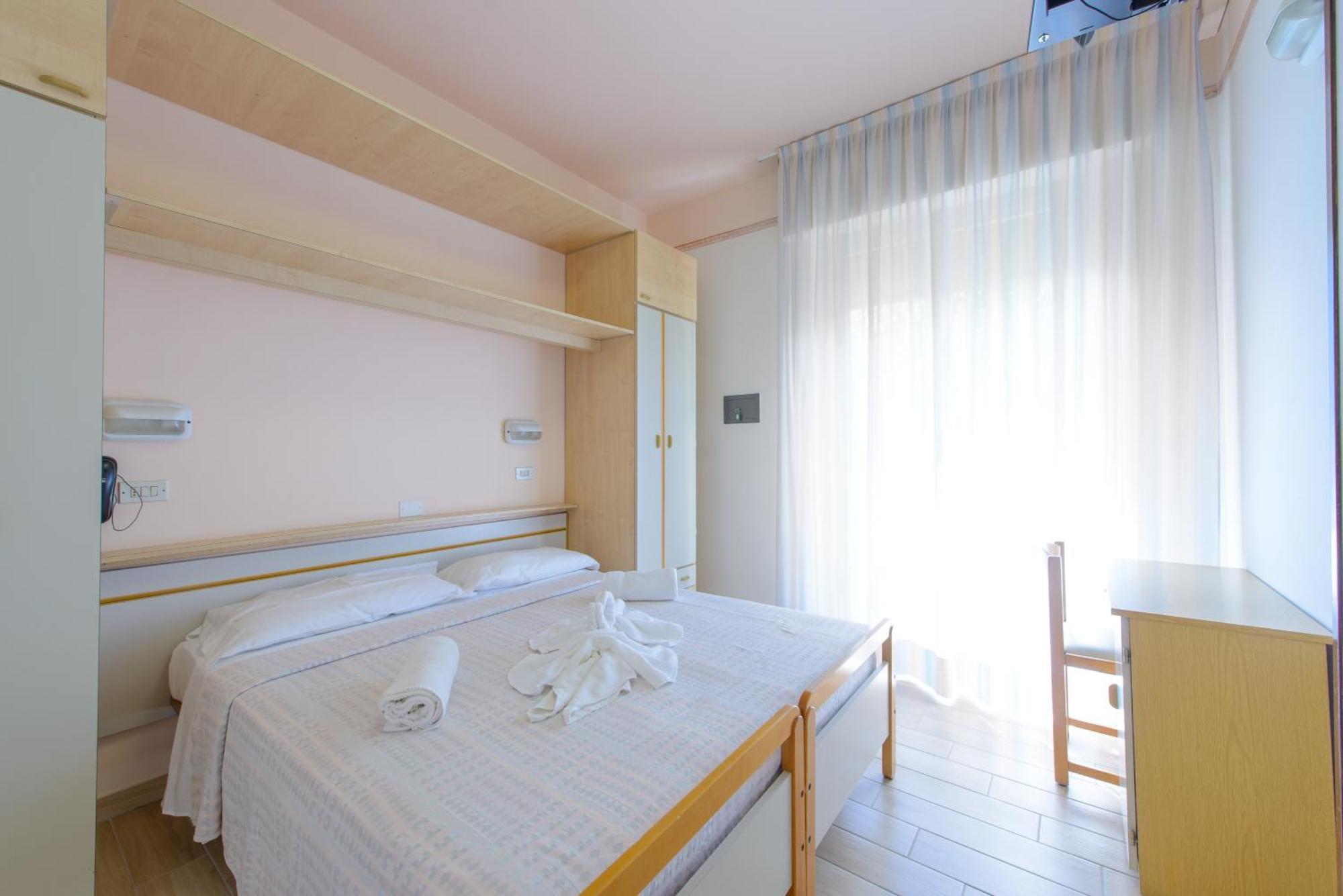 Hotel Colorado 리미니 외부 사진