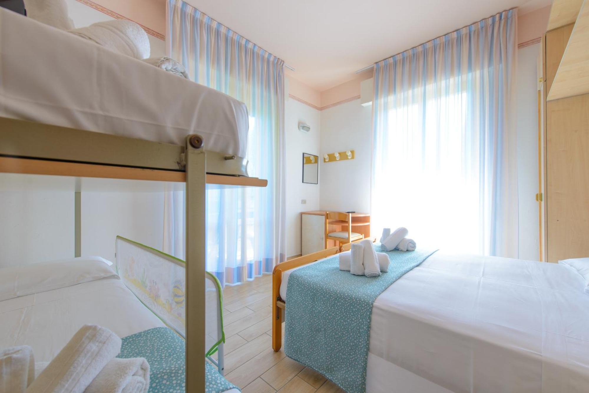 Hotel Colorado 리미니 외부 사진