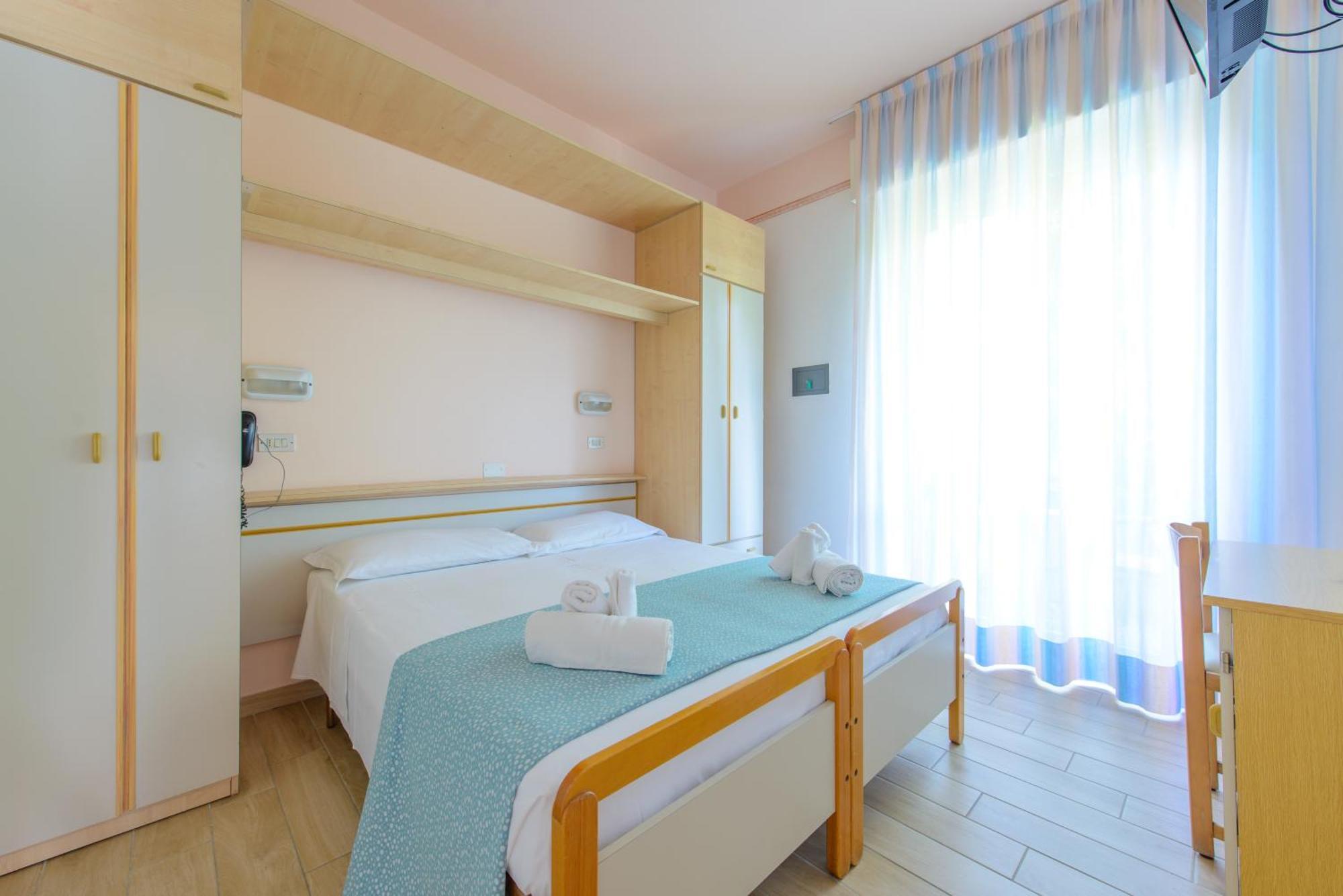 Hotel Colorado 리미니 외부 사진